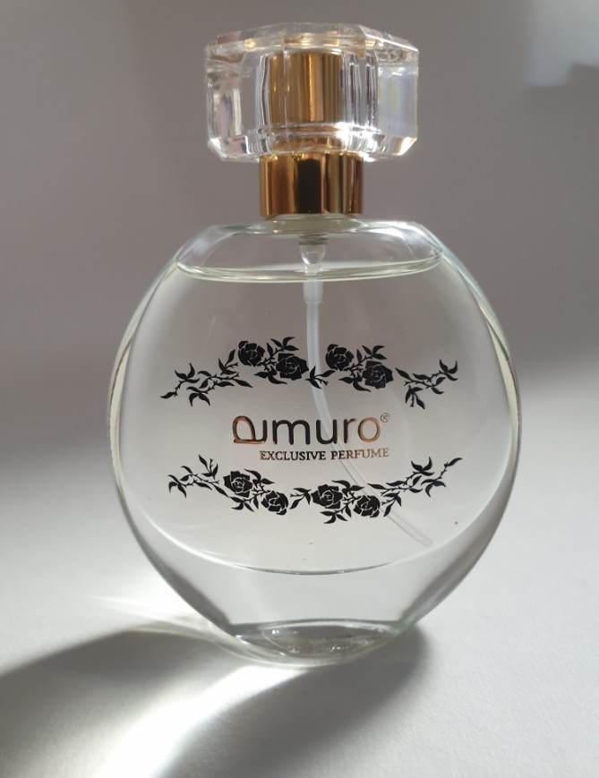 50 ml Perfume for woman Art: 660